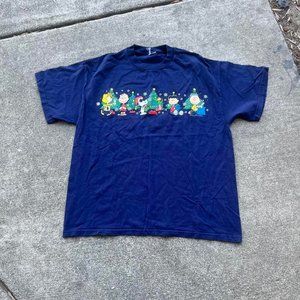 Vintage 2000s The Peanuts Charlie Brown Christmas Winter Holidays T Shirt